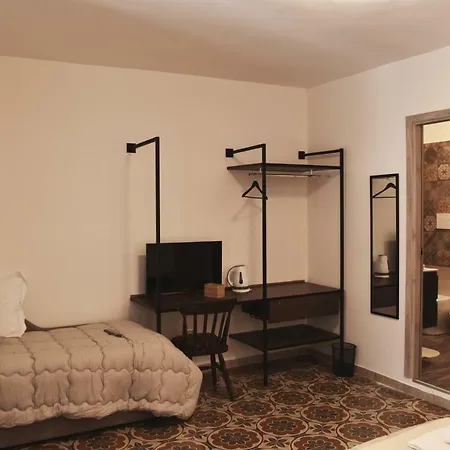 San Lorenzo's Bed & Breakfast 3*